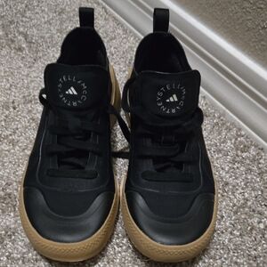 Stella McCartney Black and Tan Sneakers